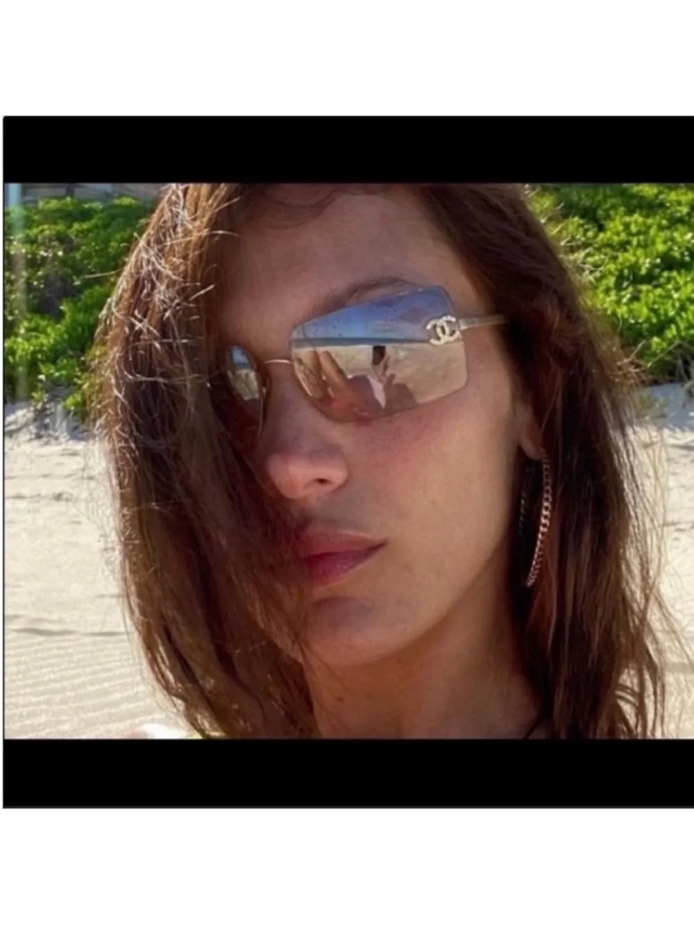 Rare 𝑪𝑯𝑨𝑵𝑬𝑳 Gold-Tone Frame Grey Mirror Sunglasses with CC Crystal #145
